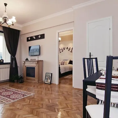 Istoric Center - Romanian Quiet Apartment Bucarest Esterno foto